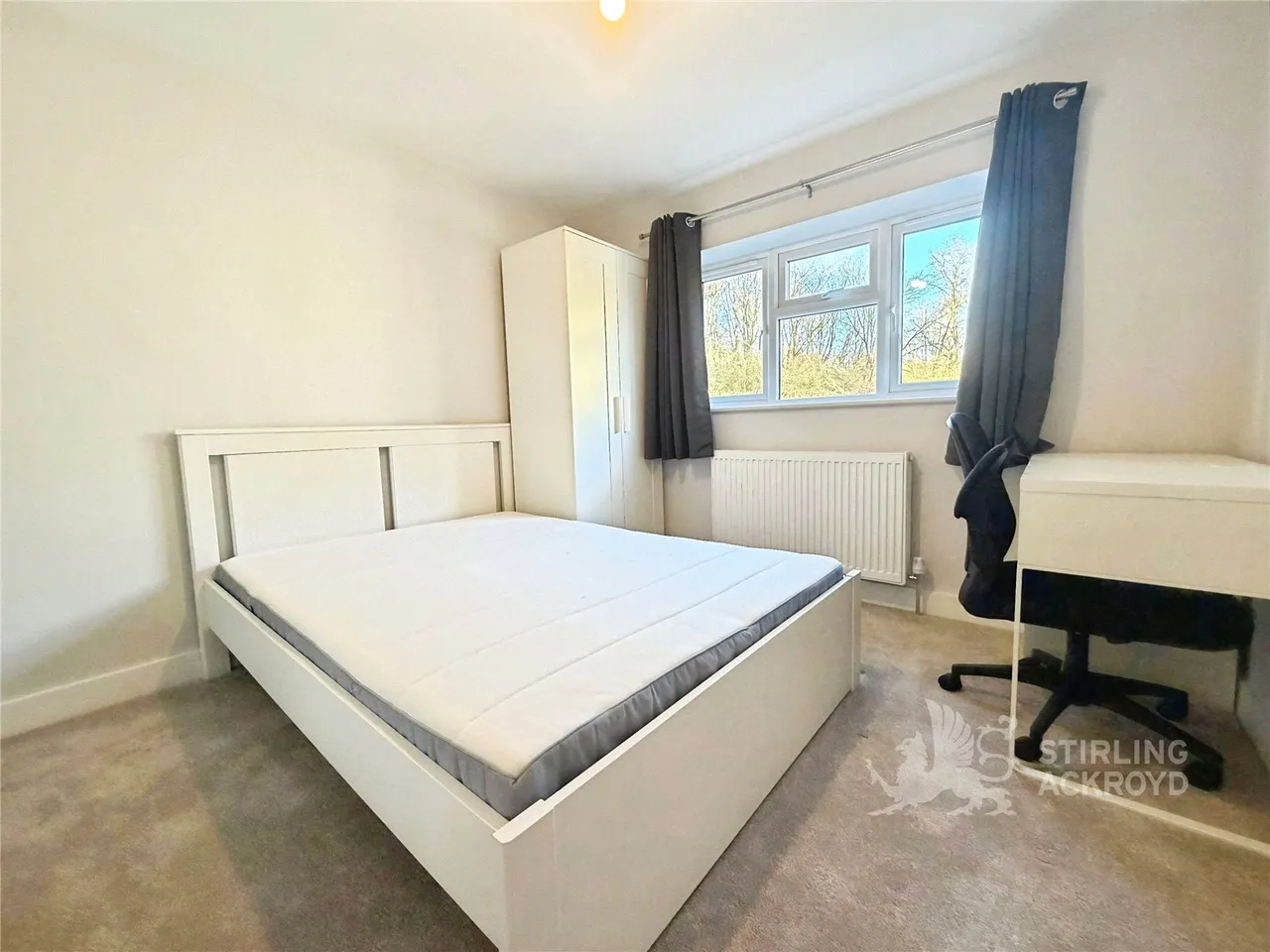 Applegarth Avenue, Guildford, GU2, photo 8