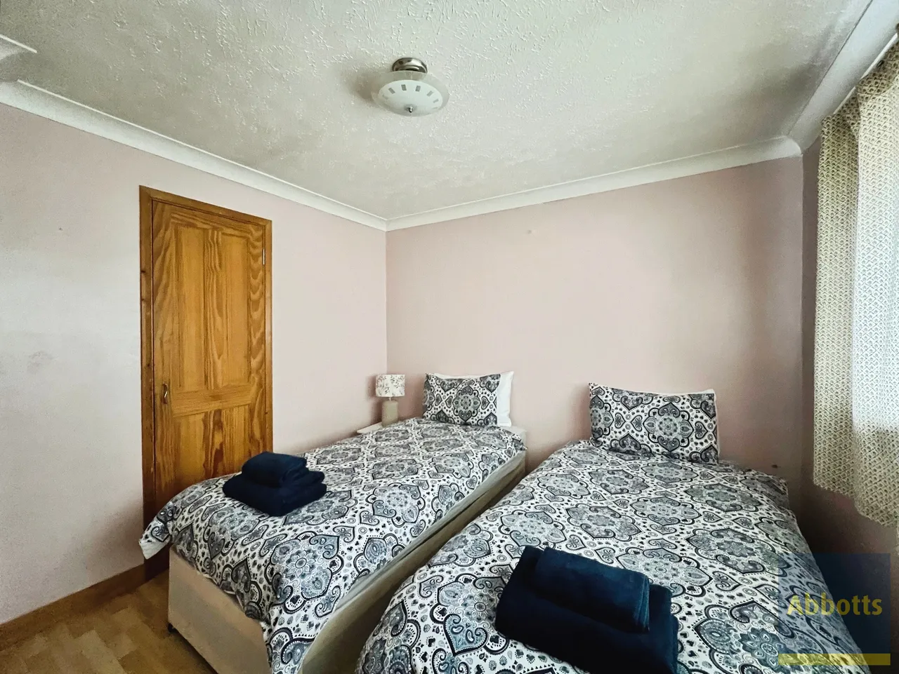 Neville Shaw, Basildon, photo 9