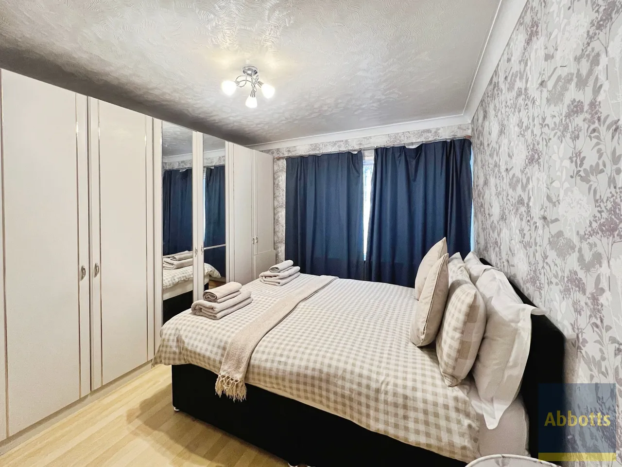 Neville Shaw, Basildon, photo 7