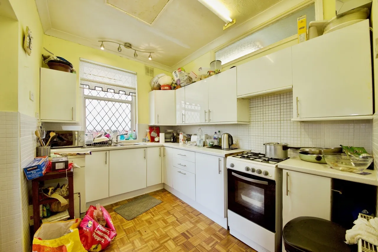Albany Road, ROMFORD, Essex, RM6, photo 2