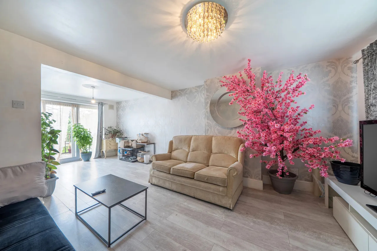 Chaucer Road, DA16, photo 2