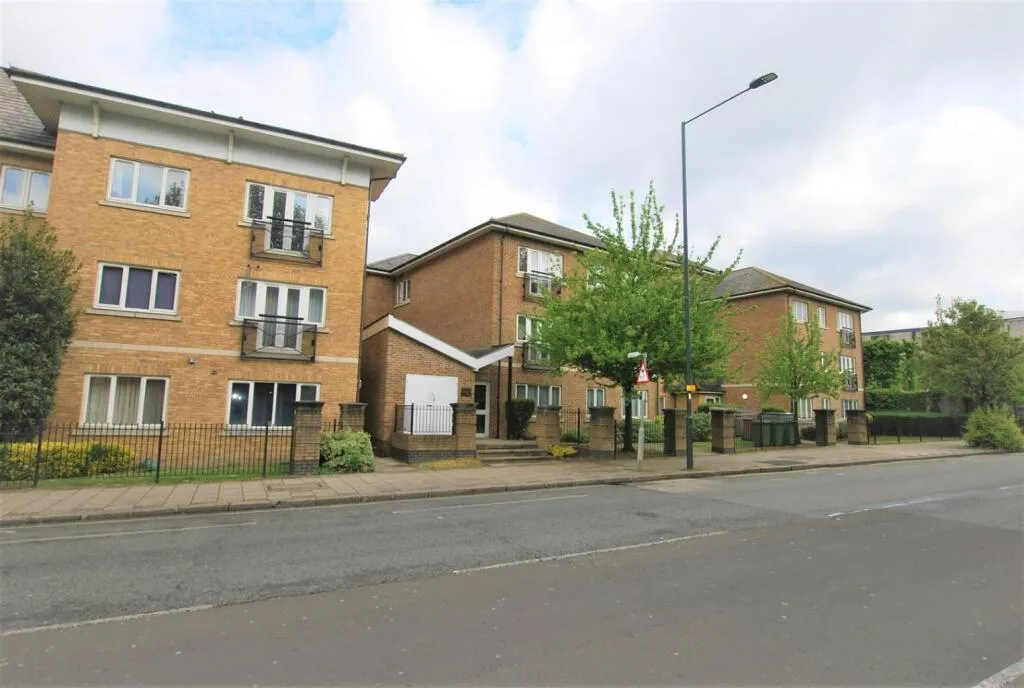 Forty Avenue, Wembley, HA9, photo 10