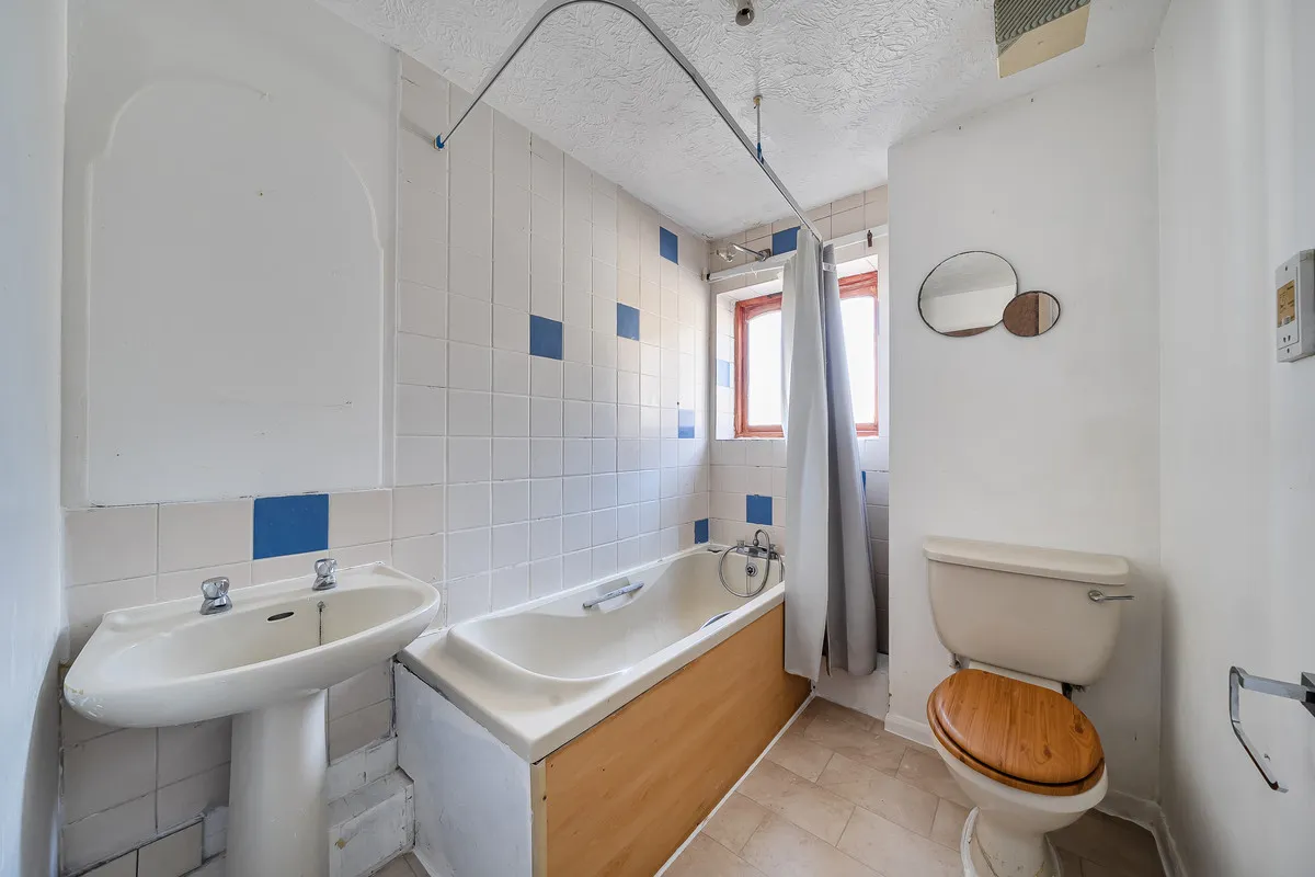 London, SW18, photo 6