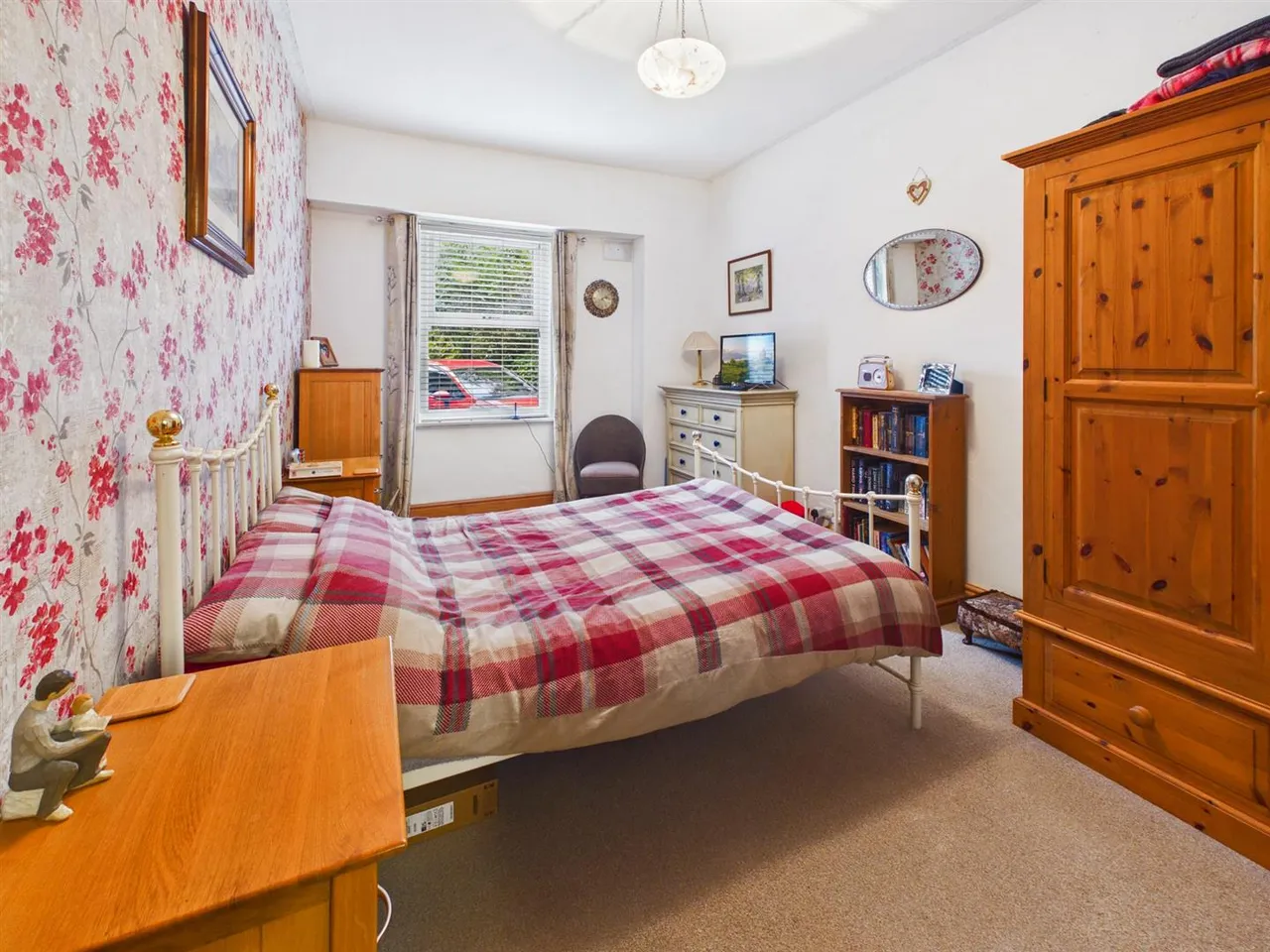 Corbar Road, Buxton, photo 17