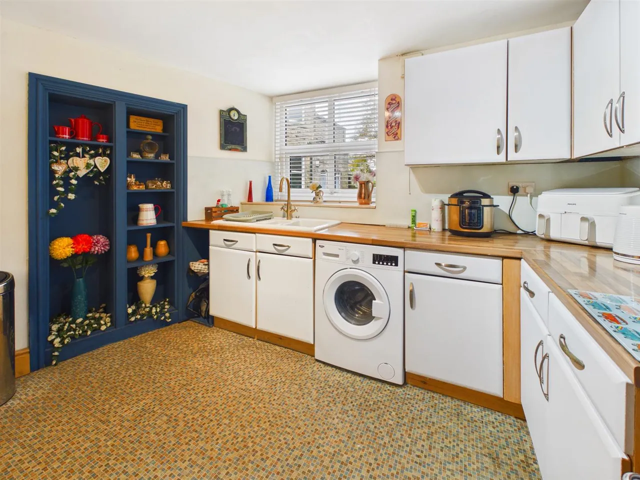 Corbar Road, Buxton, photo 15