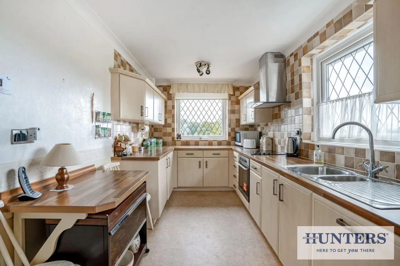 Rufford Avenue, Yeadon, LS19, photo 5