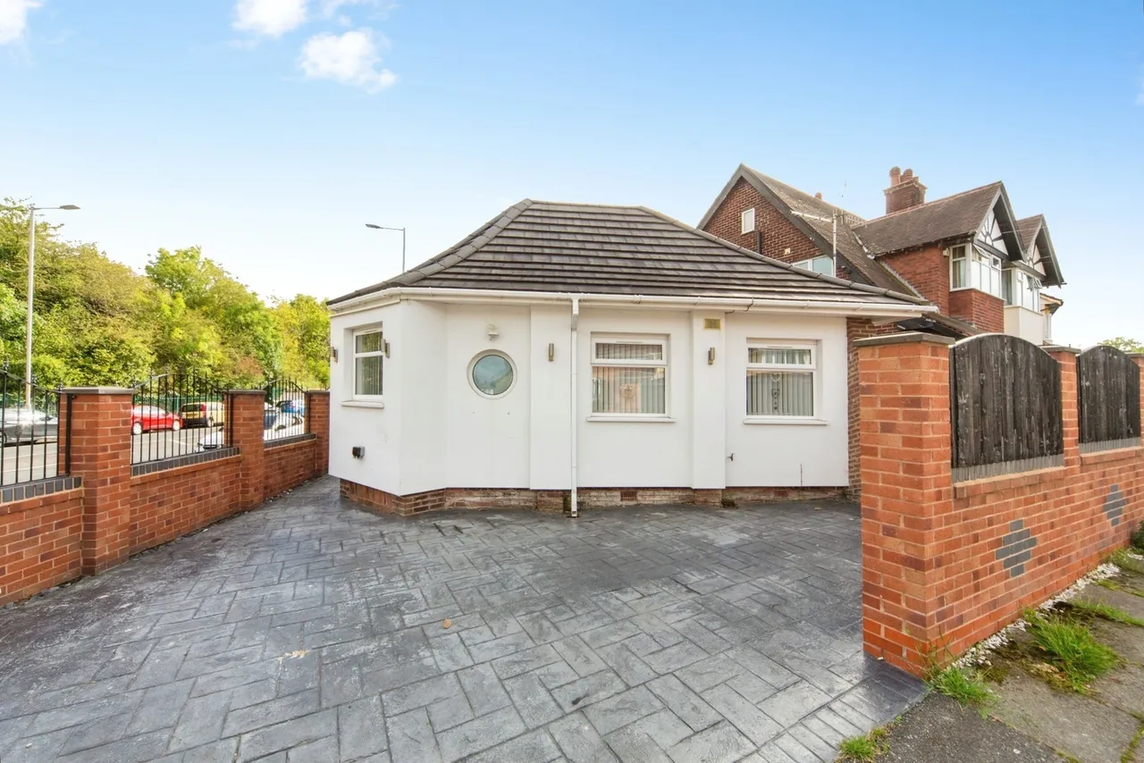 Old Chester Road, Bebington, CH63, photo 5