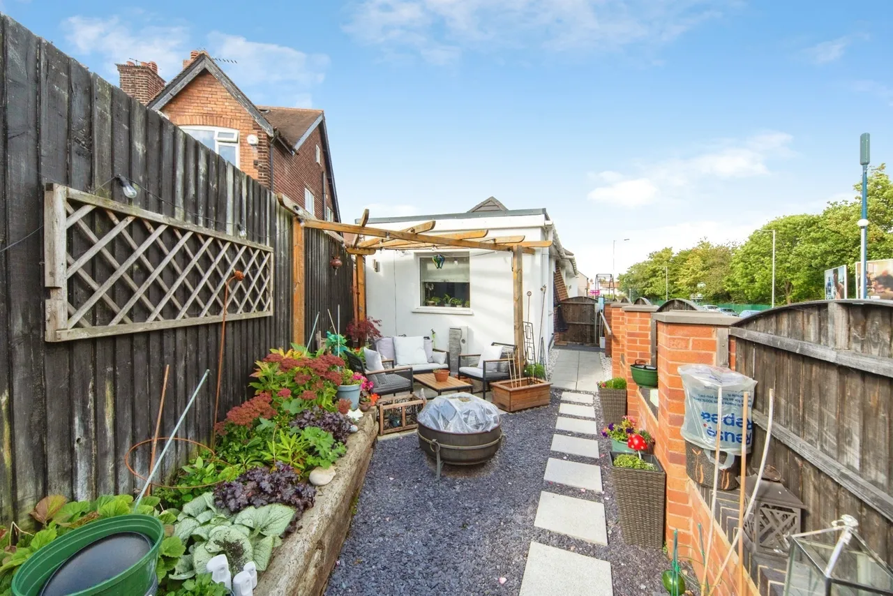 Old Chester Road, Bebington, CH63, photo 15