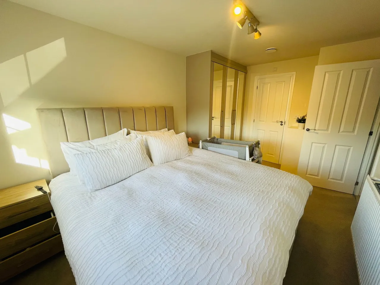 Cruck Barn Road, Penistone, photo 10