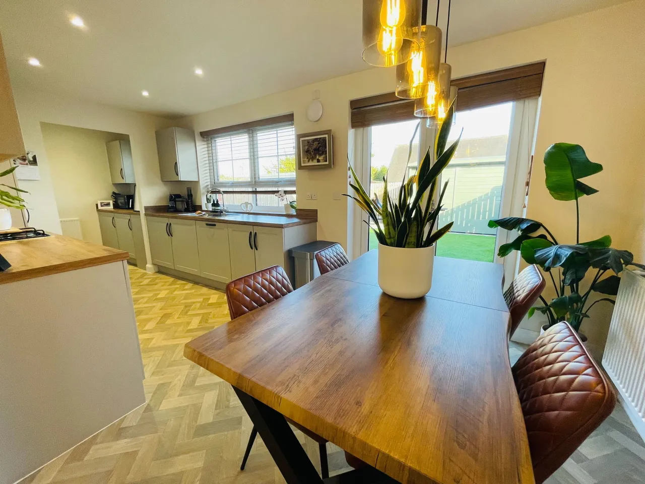 Cruck Barn Road, Penistone, photo 8