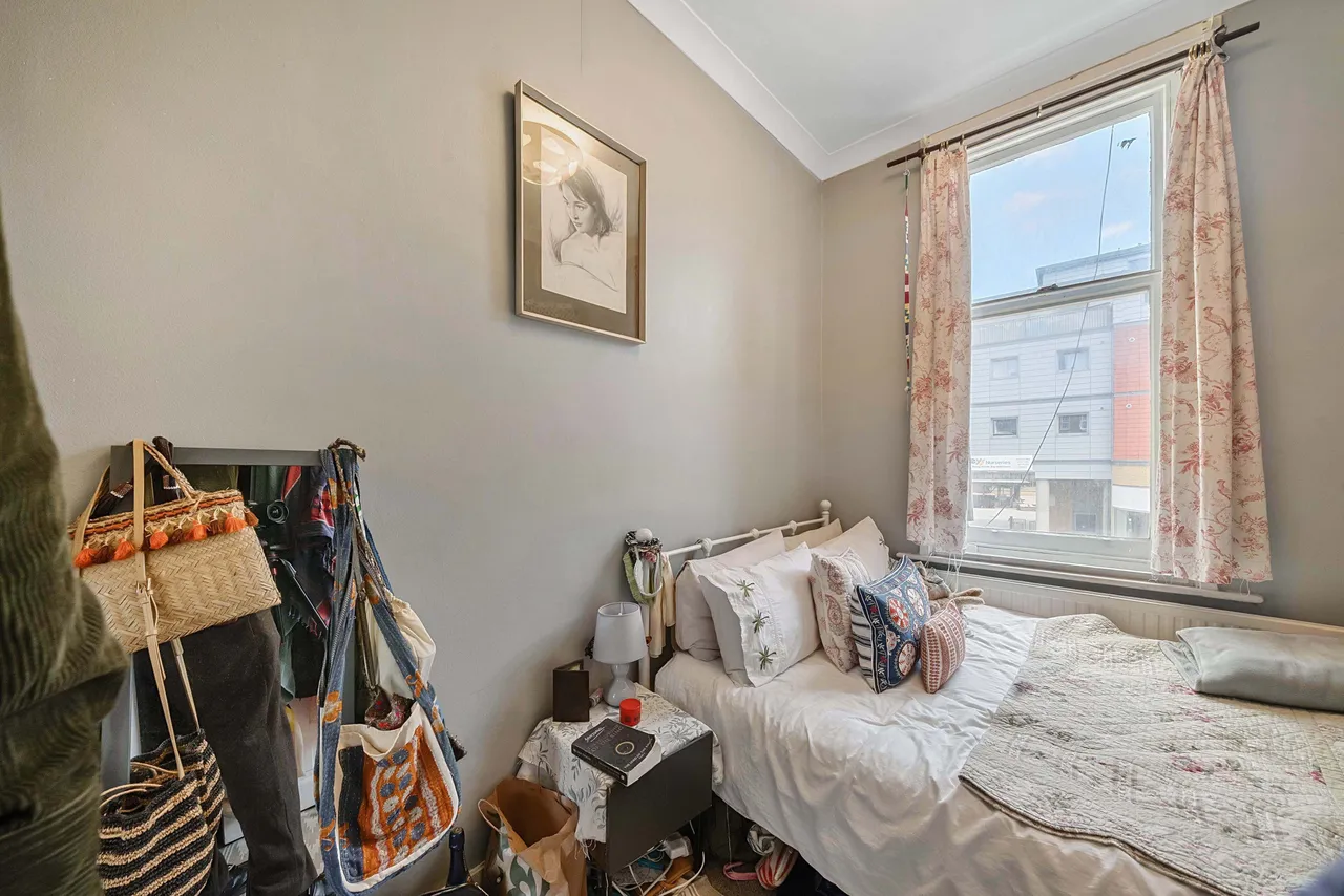 Flat 1, 334 Wandsworth Bridge Road, London, photo 7