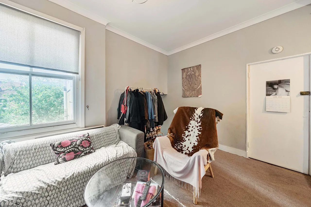 Flat 1, 334 Wandsworth Bridge Road, London, photo 4