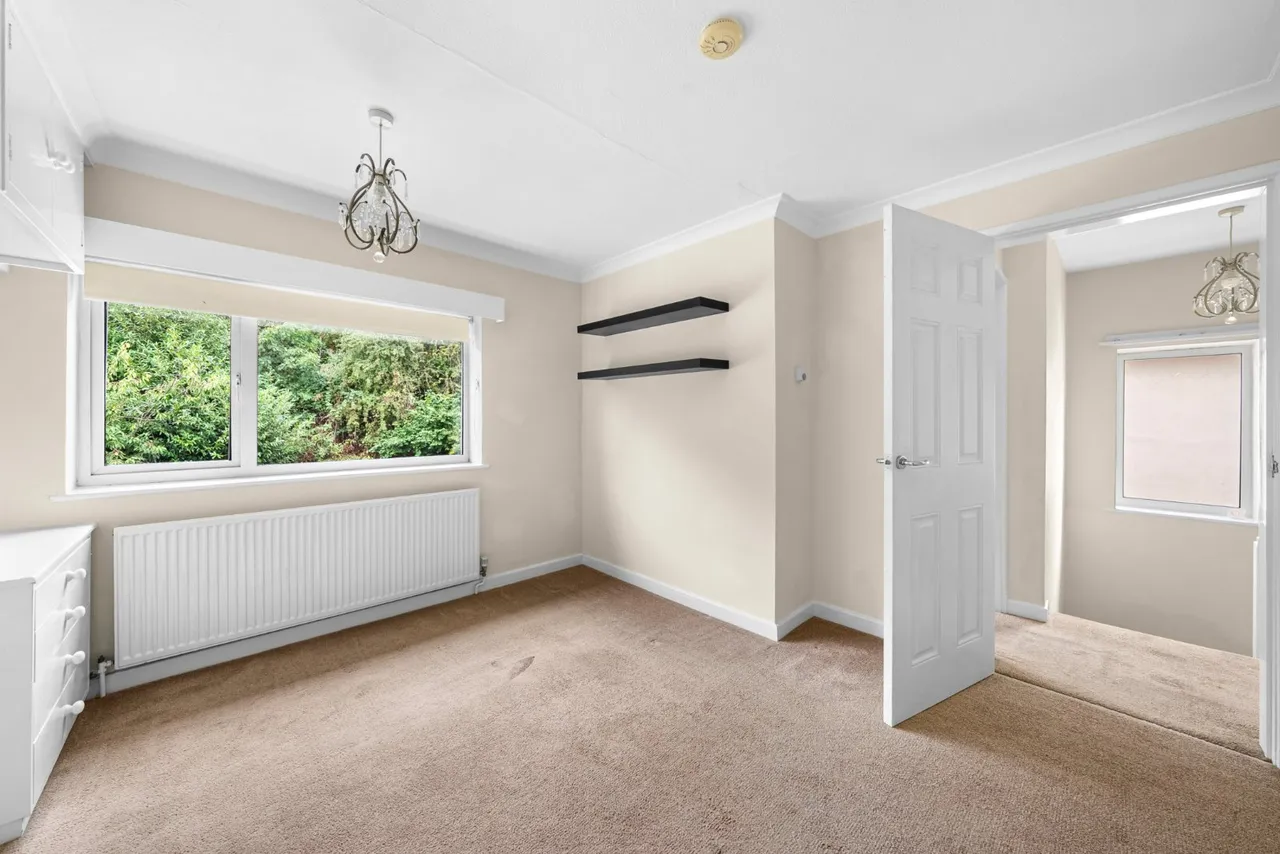 Holme Grove, Burley in Wharfedale, LS29, photo 11
