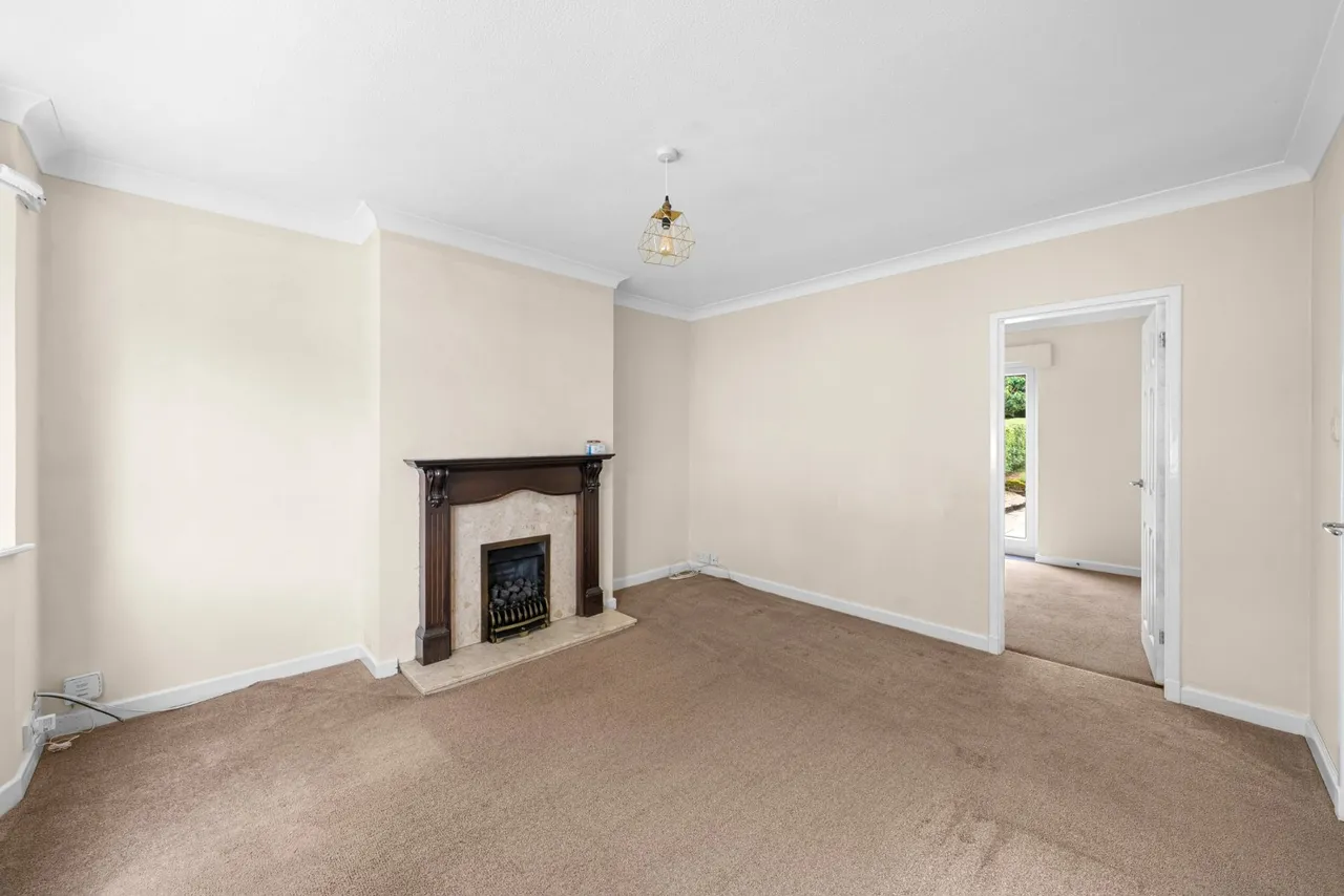 Holme Grove, Burley in Wharfedale, LS29, photo 3