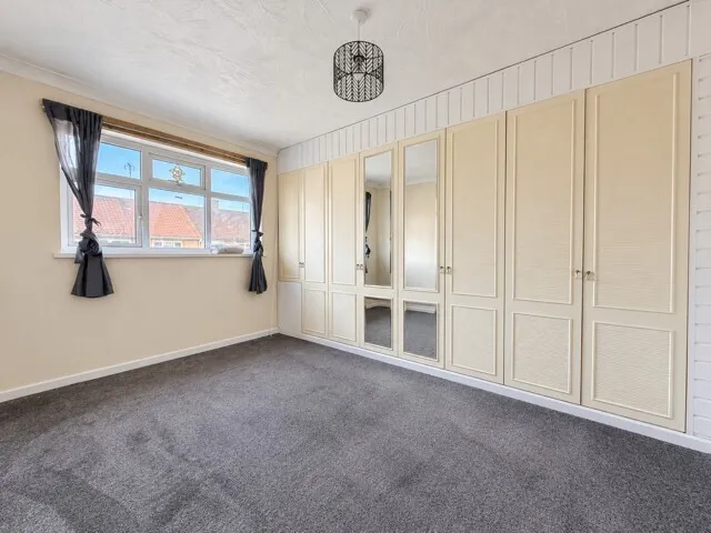 Long Lynderswood, Basildon, photo 7