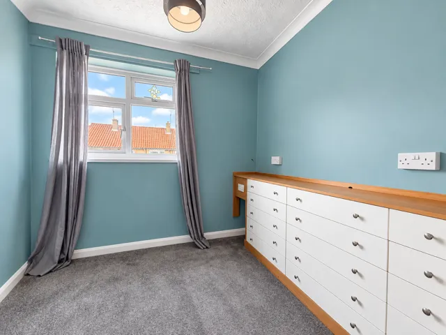 Long Lynderswood, Basildon, photo 8