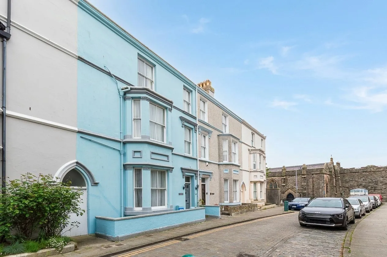 5 bed house for sale, Church Street, Caernarfon, LL55