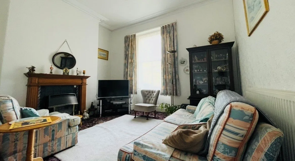 Church Street, Caernarfon, LL55, photo 8