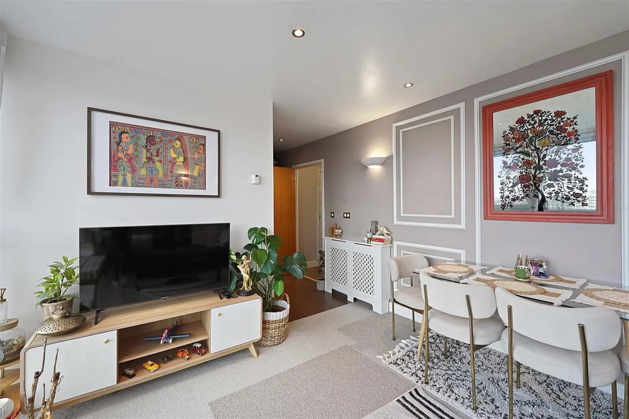 Seagull Lane, Royal Victoria Dock, E16, photo 5