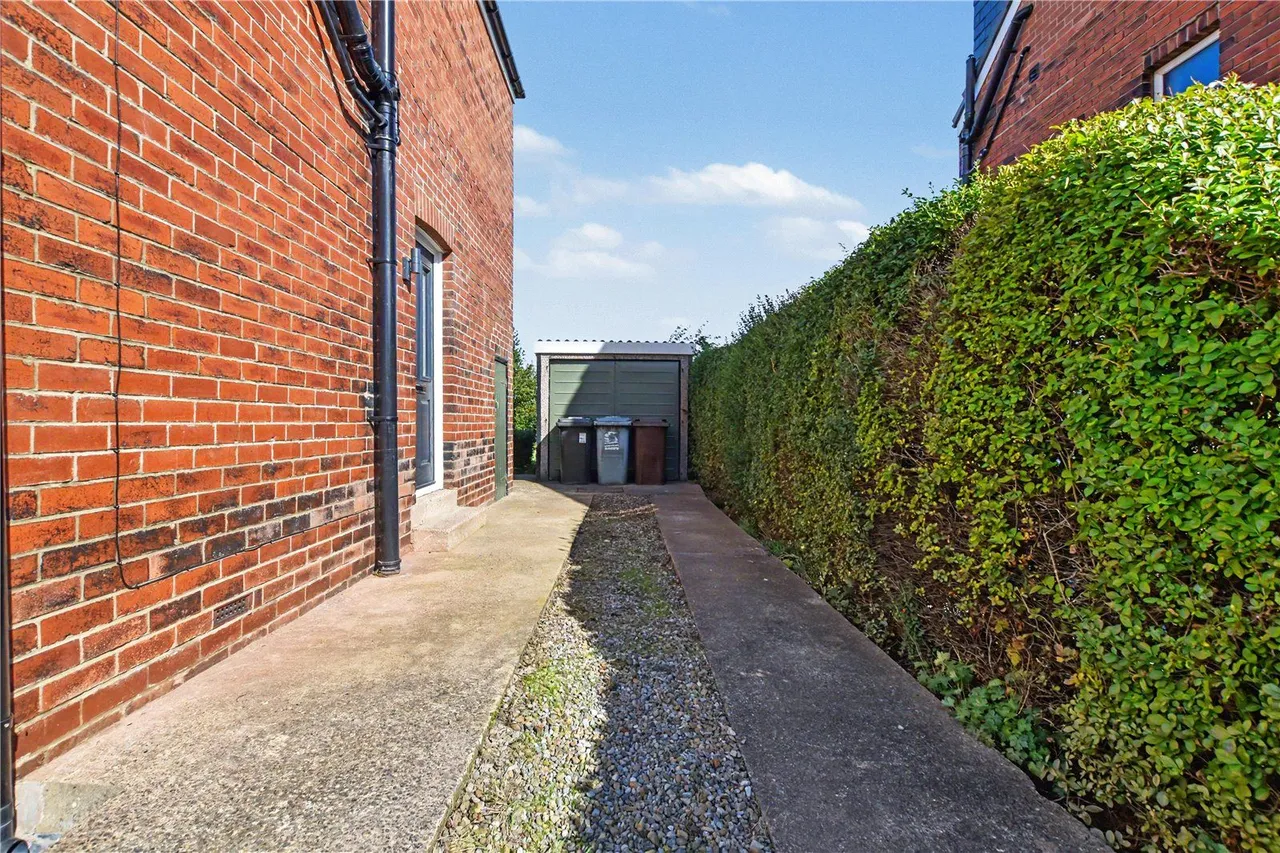 Casson Avenue, East Ardsley, WF3, photo 12