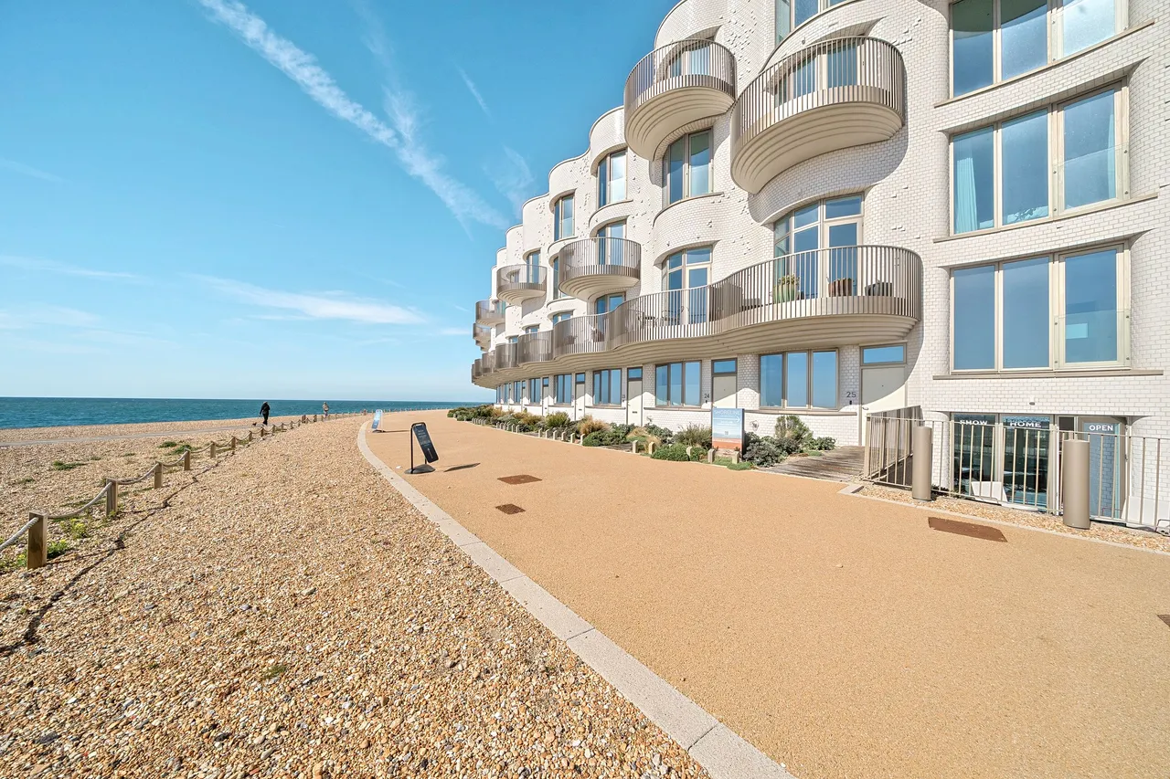 Shoreline Crescent, Folkestone, CT20, photo 31