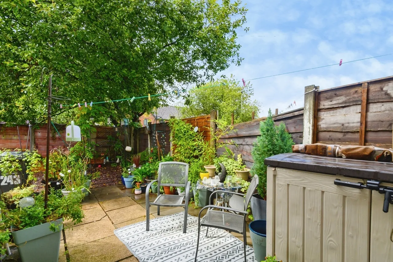 Manchester Road West, Little Hulton, Manchester, Greater Manchester, M38, photo 25
