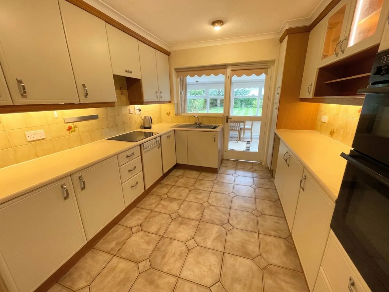 Lach Dennis, Northwich, photo 7