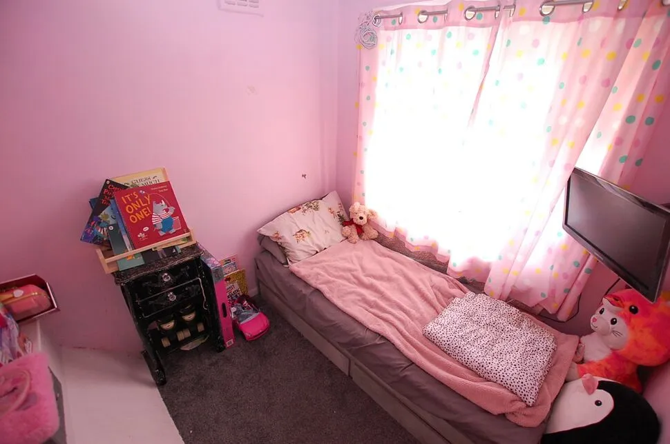 Stoneyfield, Stalybridge, SK15, photo 8