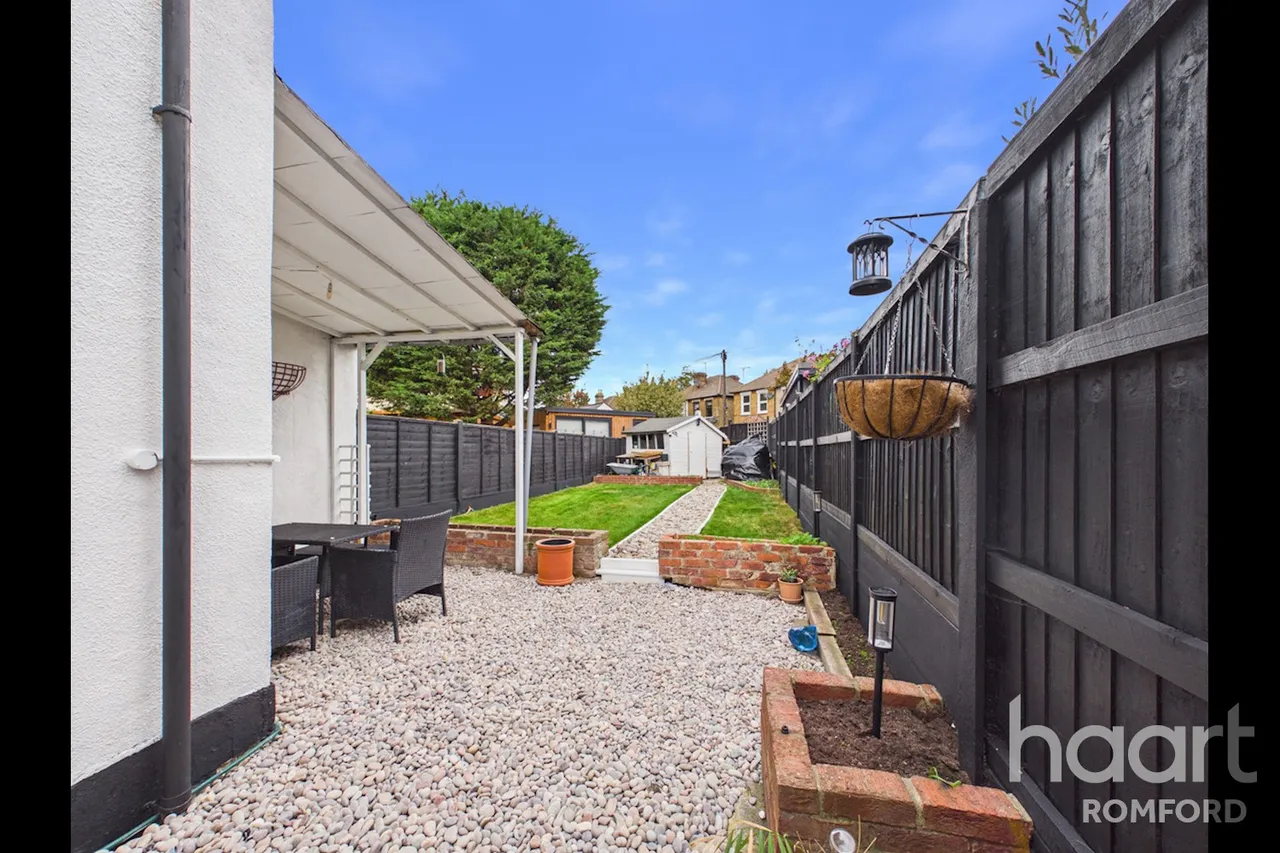 Cotleigh Road, Romford, RM7, photo 20