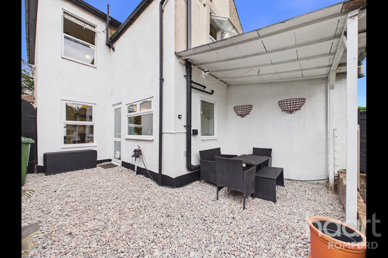 Cotleigh Road, Romford, RM7, photo 22