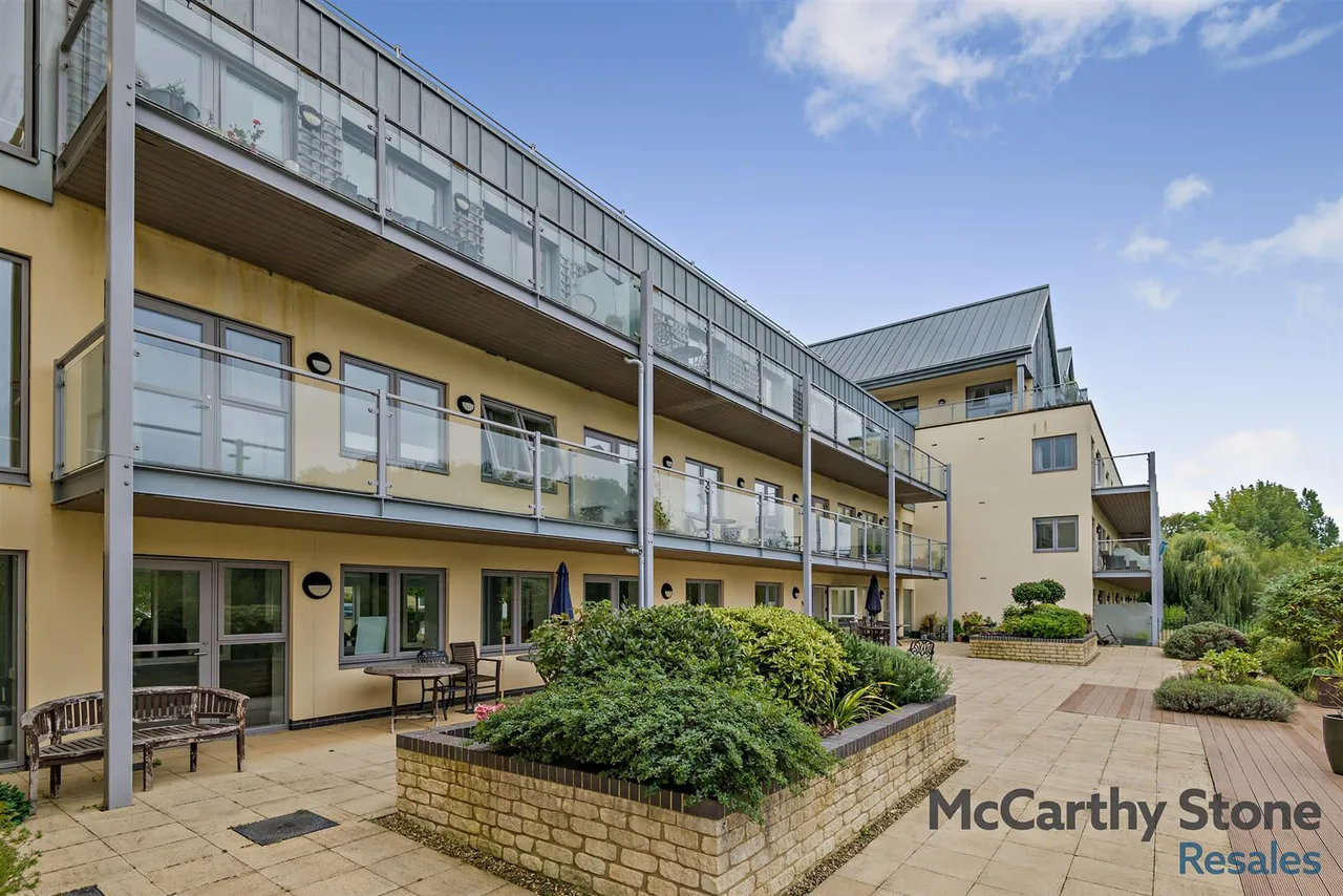 Westmead Lane, Chippenham, SN15, photo 15