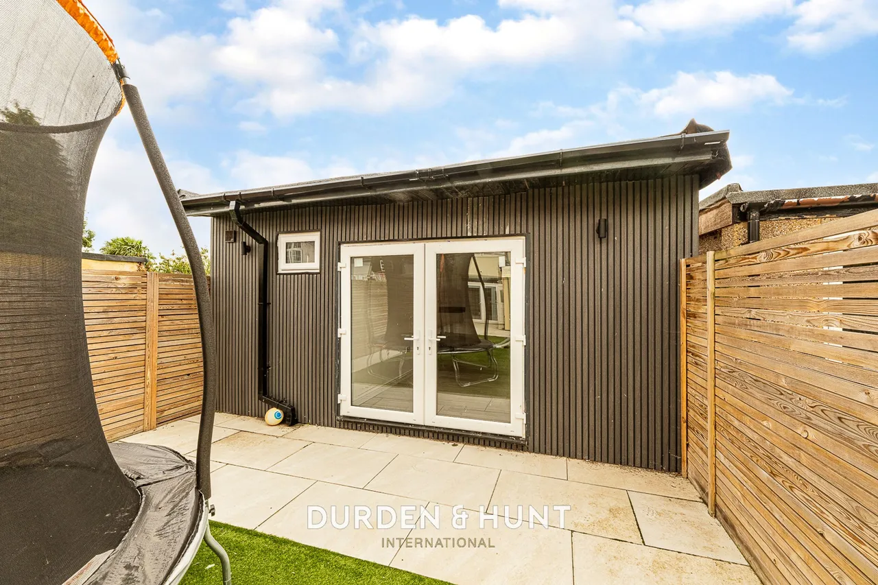 Syracuse Avenue, Rainham, RM13, photo 20