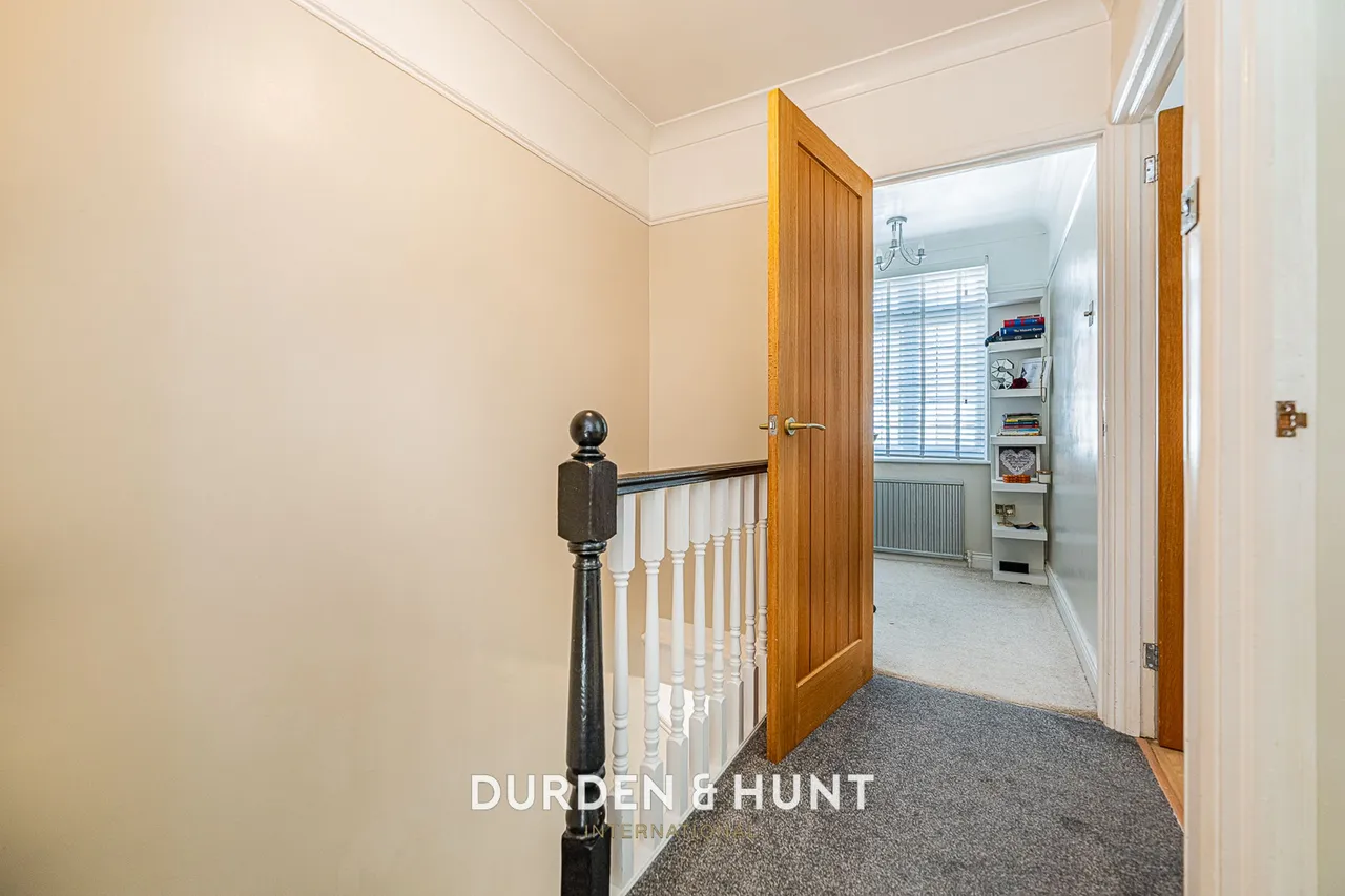 Syracuse Avenue, Rainham, RM13, photo 13