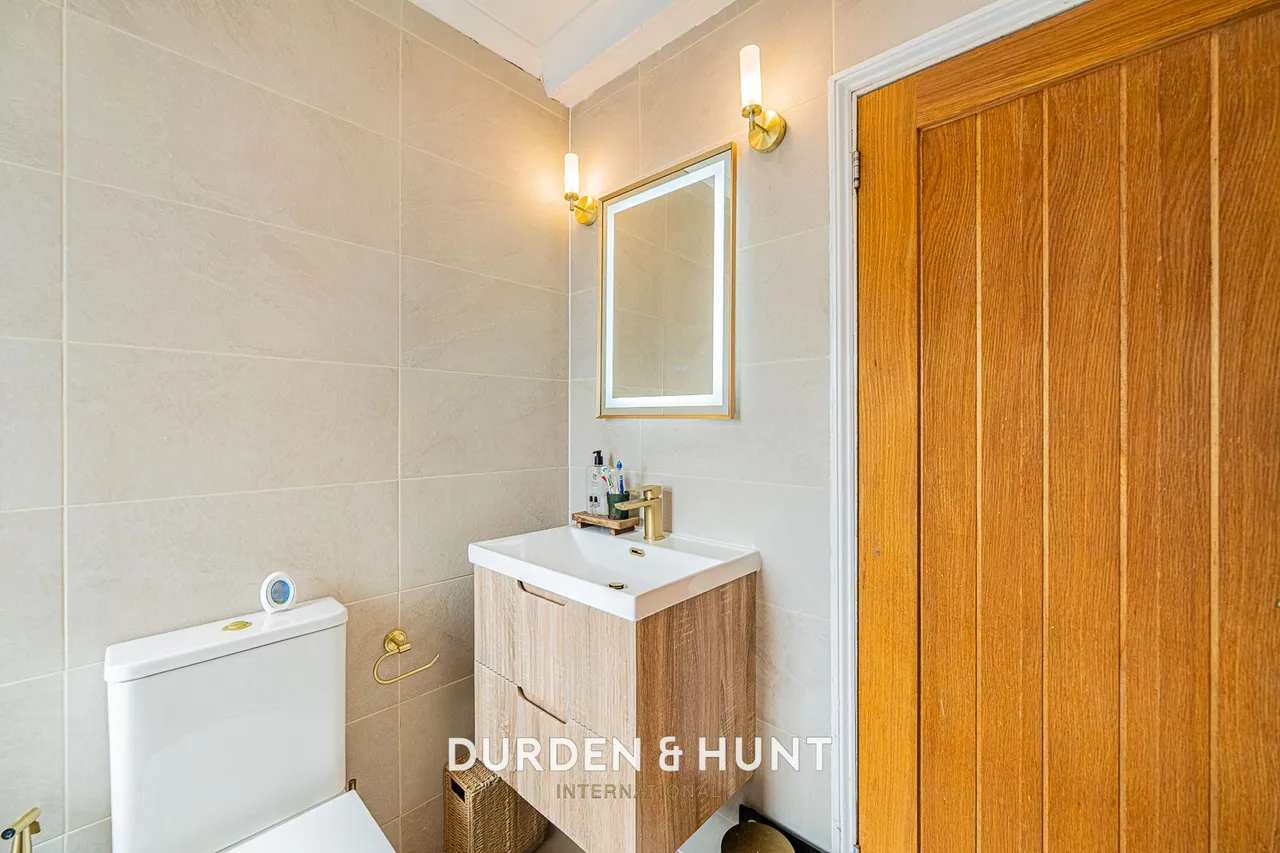 Syracuse Avenue, Rainham, RM13, photo 18