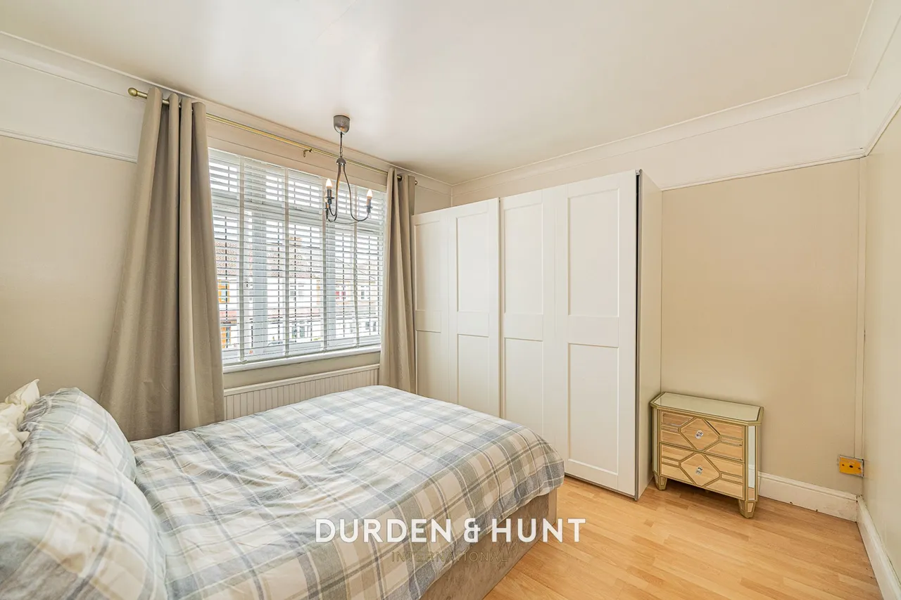 Syracuse Avenue, Rainham, RM13, photo 15