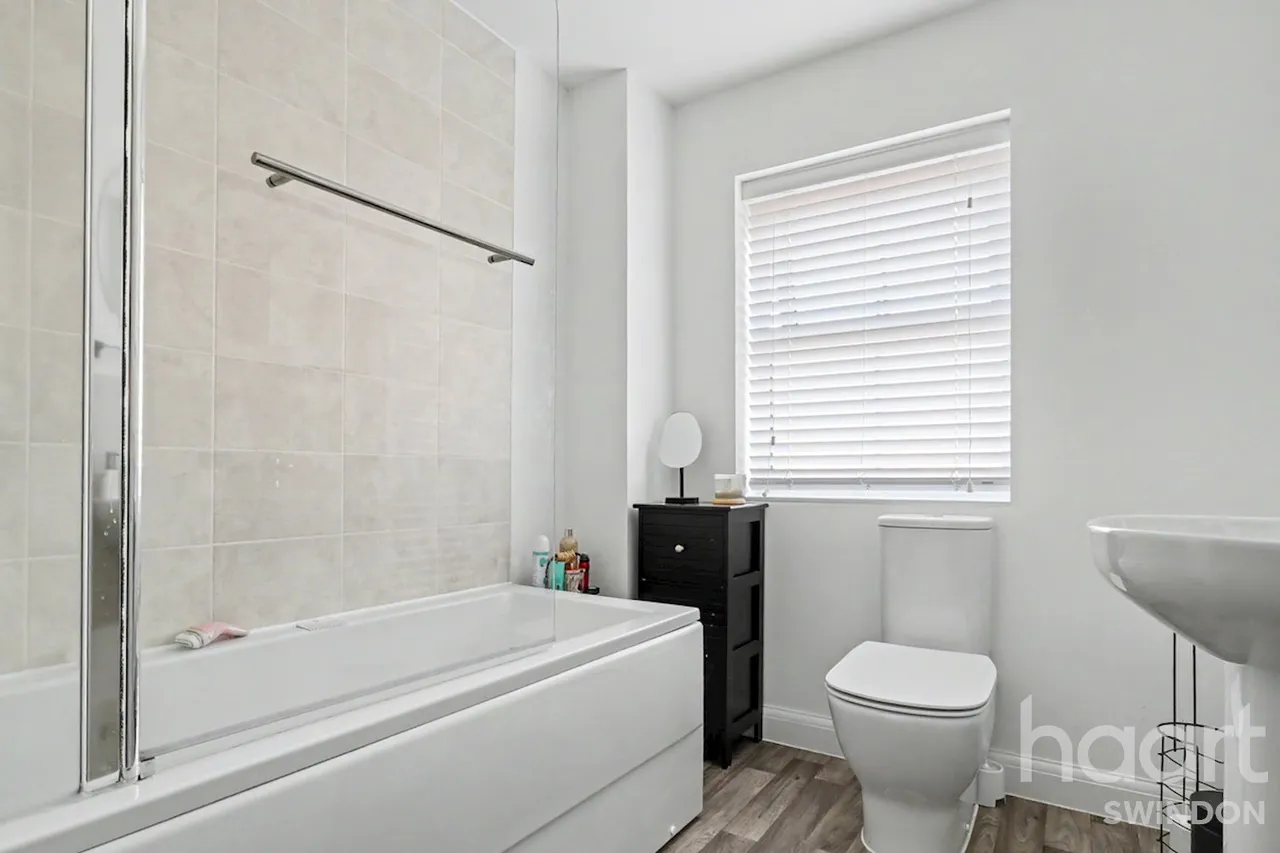 Quince Avenue, Swindon, SN1, photo 12