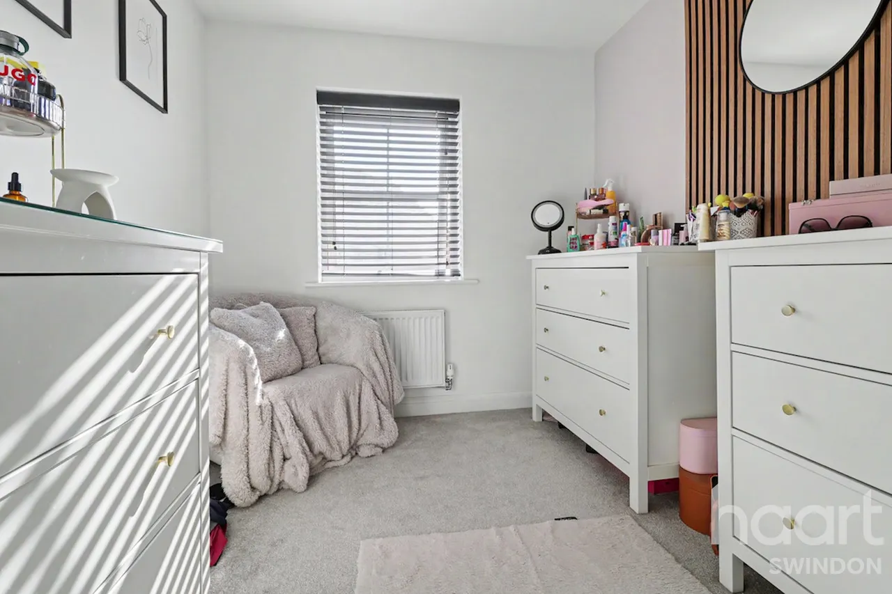 Quince Avenue, Swindon, SN1, photo 9