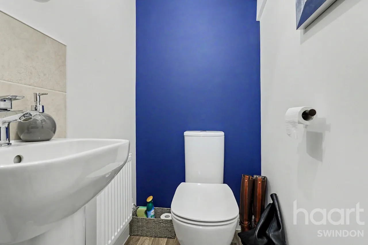 Quince Avenue, Swindon, SN1, photo 6