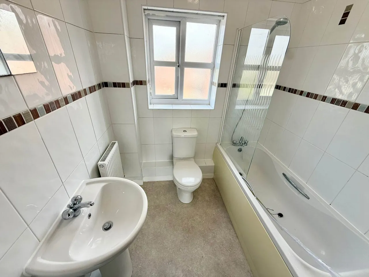 Chatteris Court, St Helens, photo 8