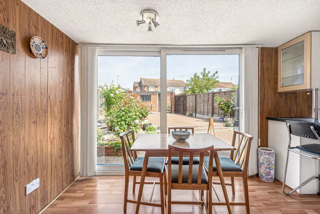 Archers Wells, Bletchley, Milton Keynes, Buckinghamshire, MK3 6JG, photo 4