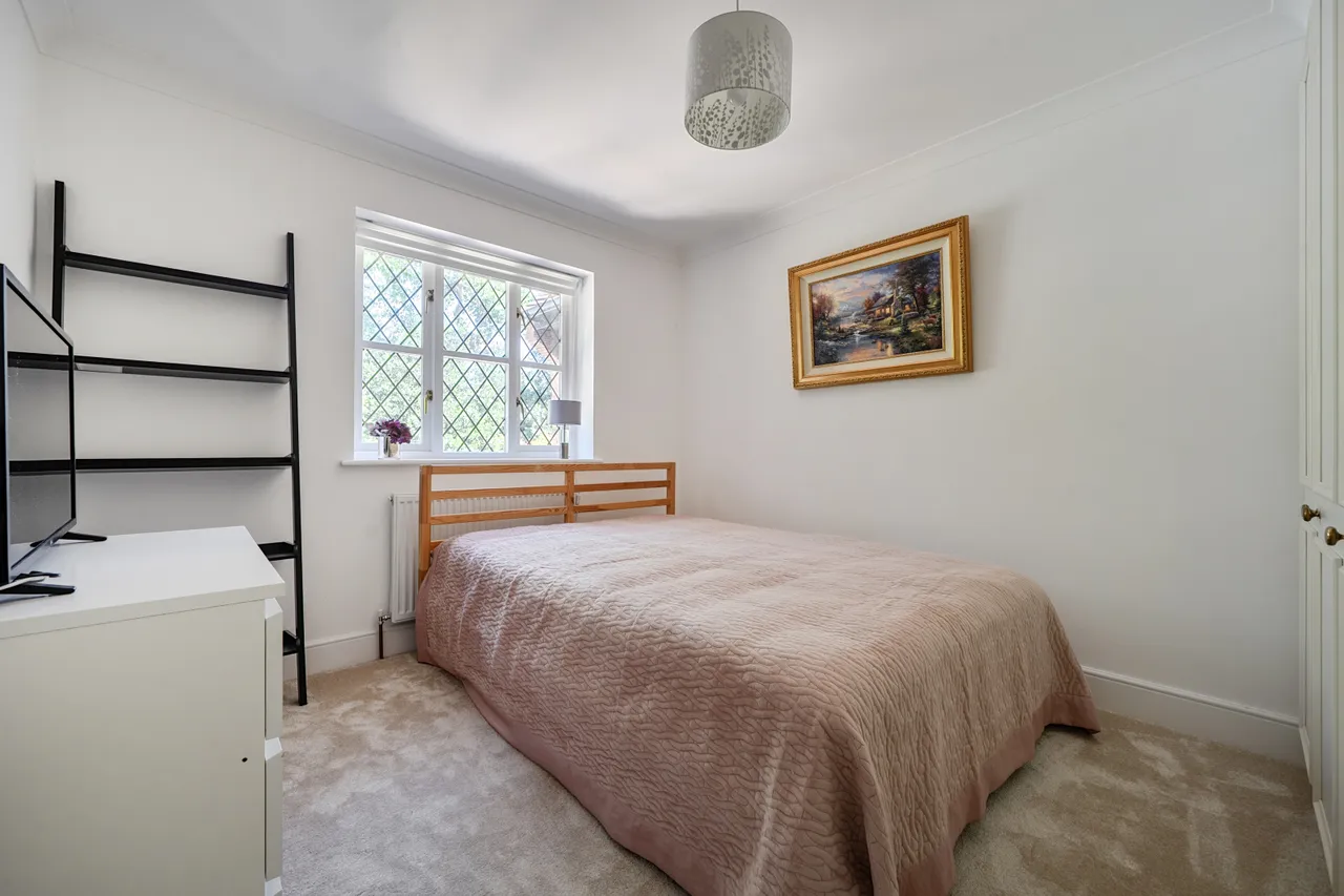 Gerrards Cross, Buckinghamshire, photo 16