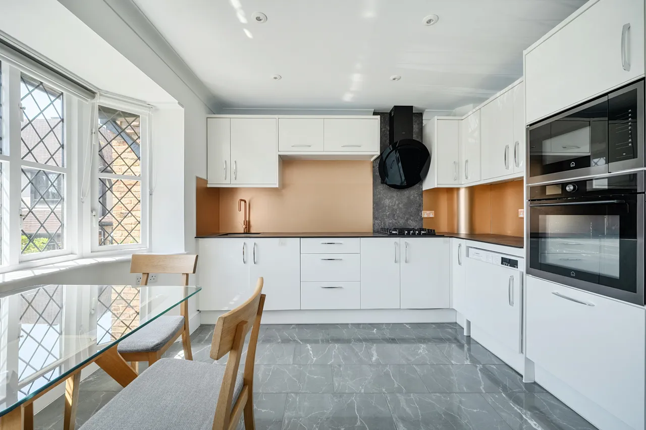 Gerrards Cross, Buckinghamshire, photo 15