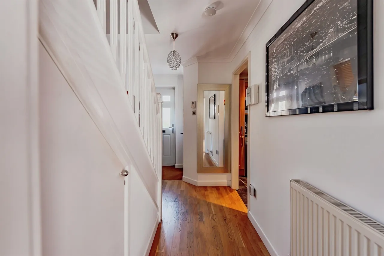 Boleyn Close, Maidenbower, RH10, photo 6
