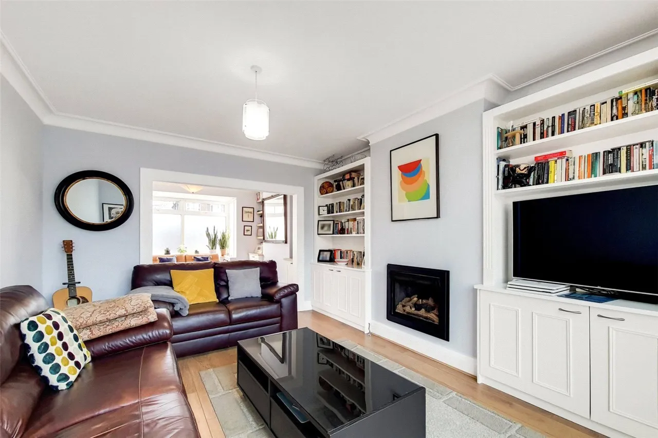 Godfrey Avenue, Twickenham, TW2, photo 4