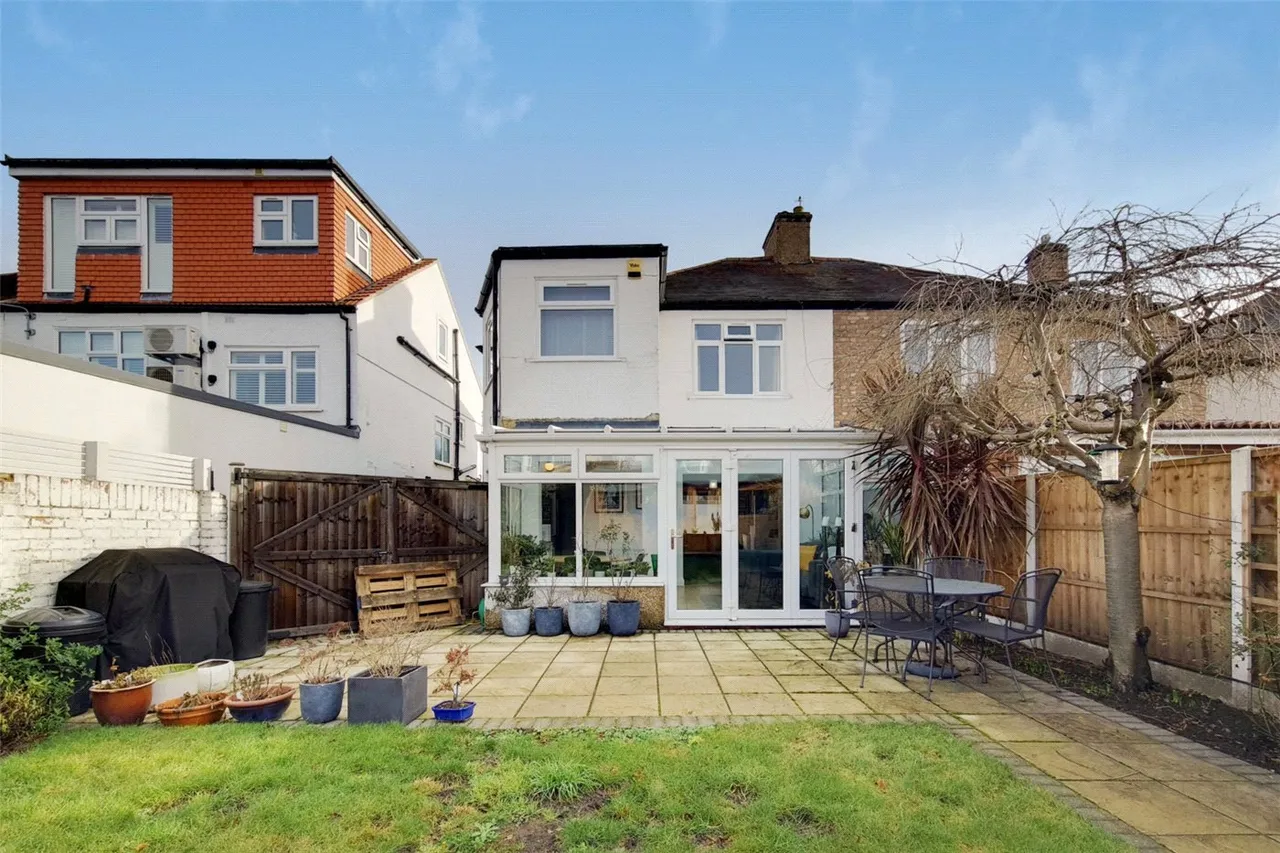 Godfrey Avenue, Twickenham, TW2, photo 12