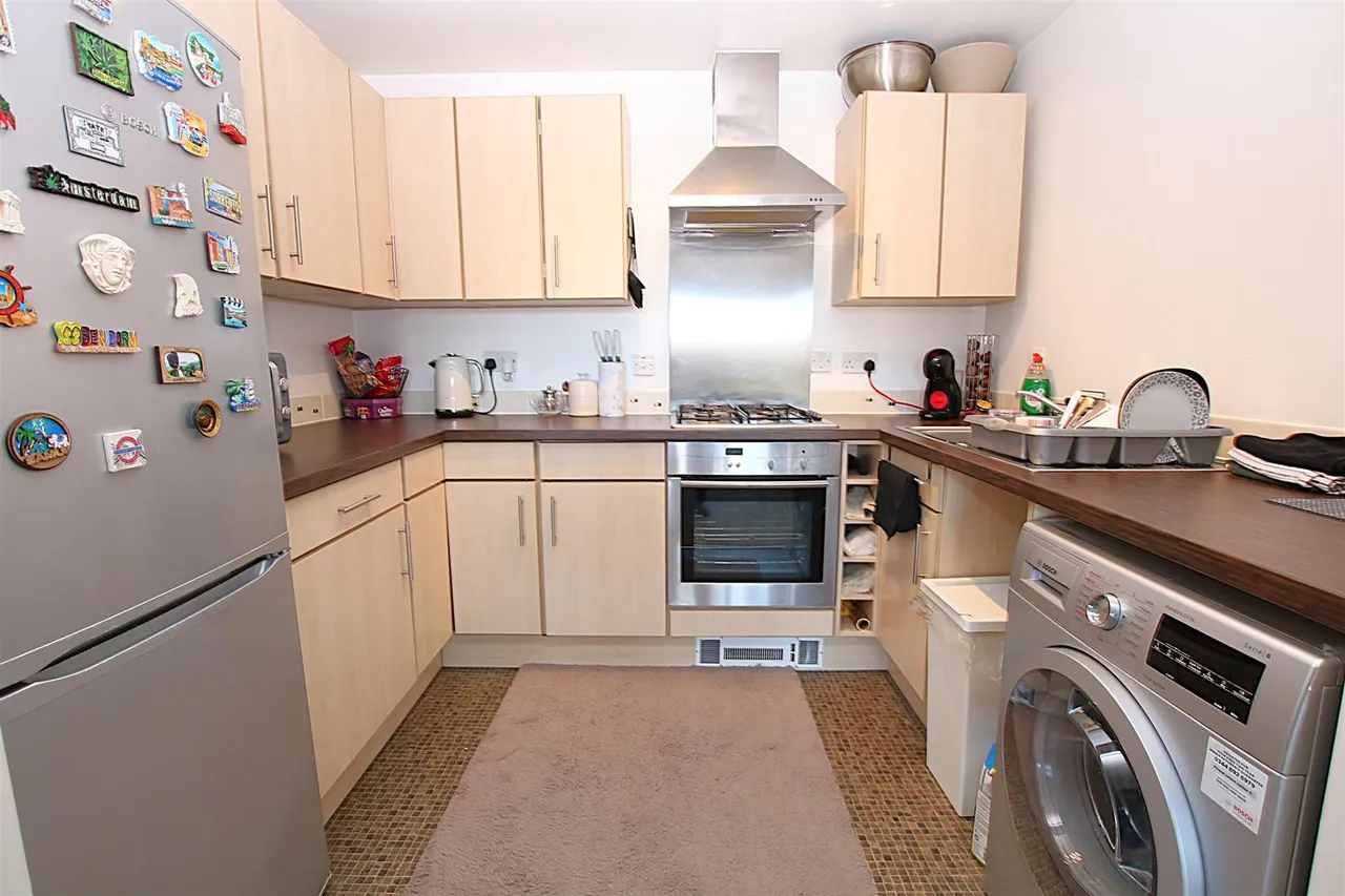 Lion Court, Northampton, photo 6