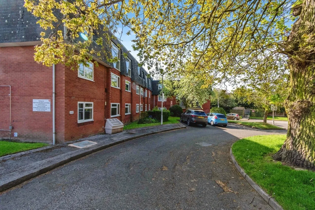 New Penkridge Road, Cannock, Staffordshire, WS11, photo 12