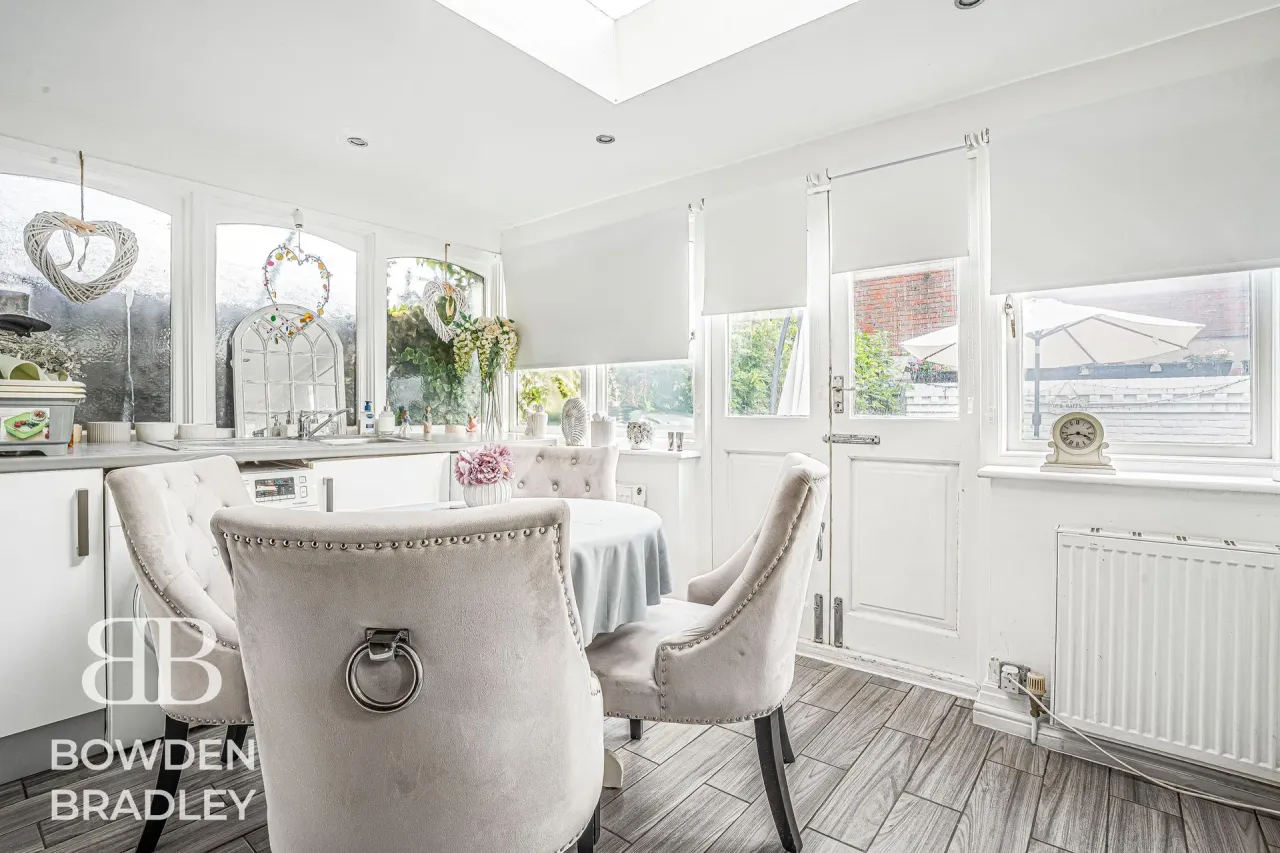 Limes Avenue, Chigwell, IG7, photo 31