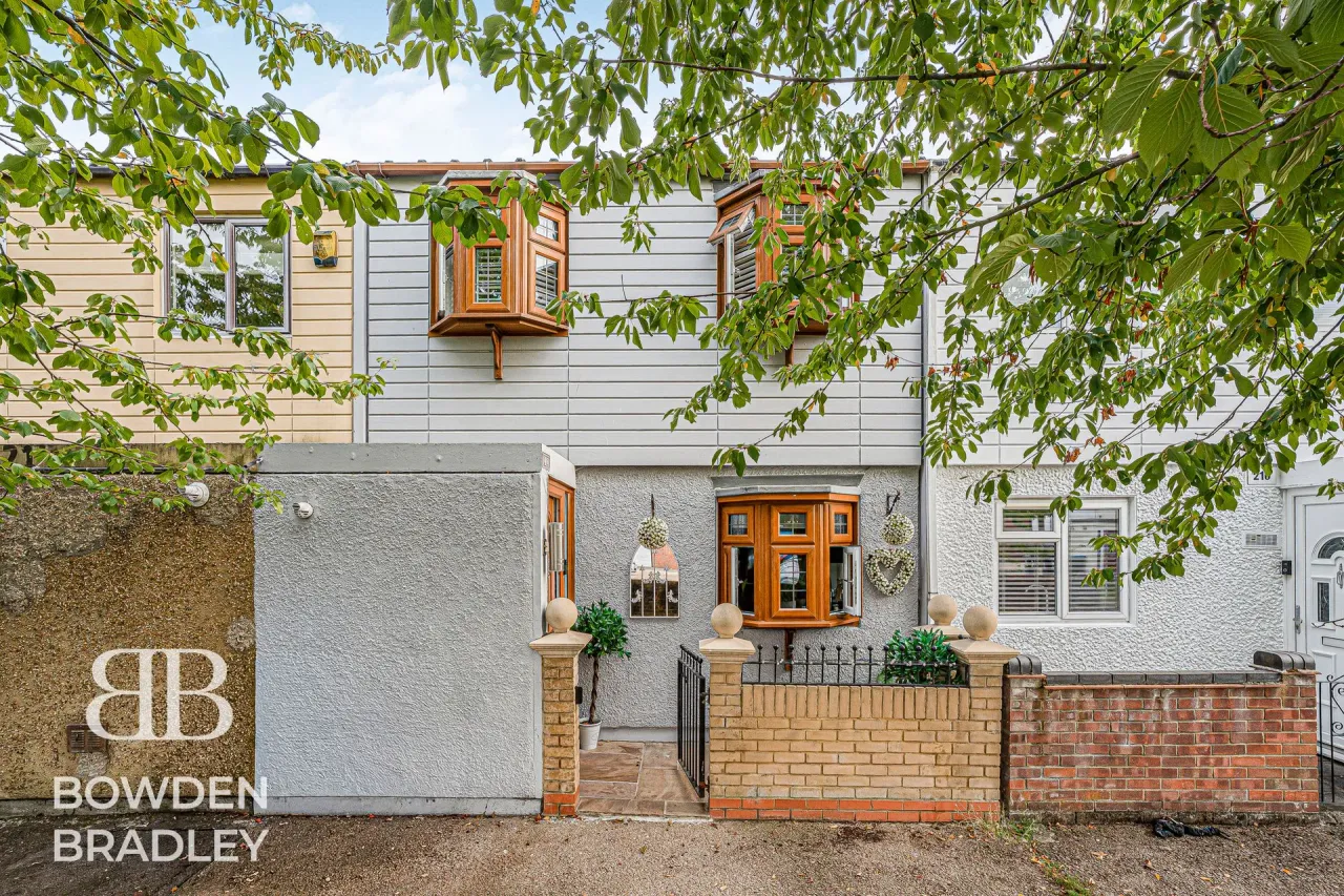 Limes Avenue, Chigwell, IG7, photo 22