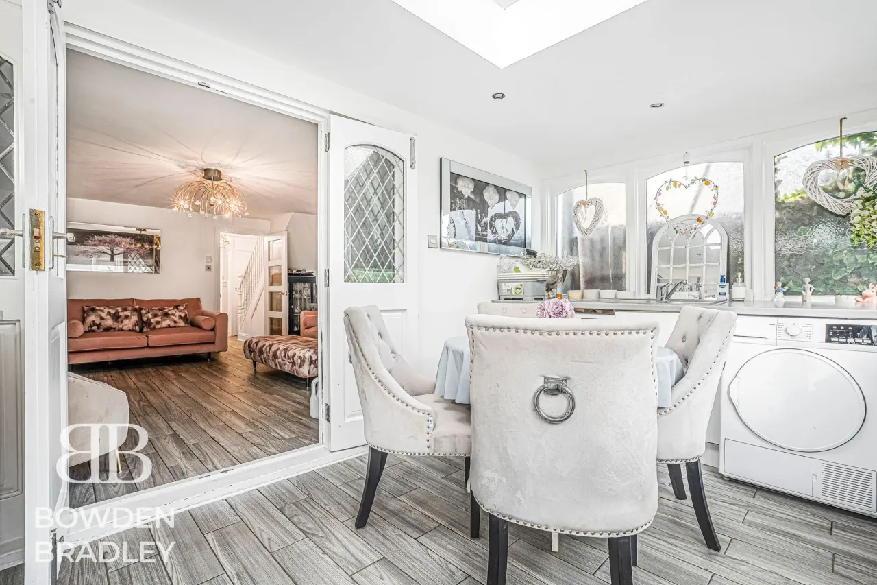 Limes Avenue, Chigwell, IG7, photo 32